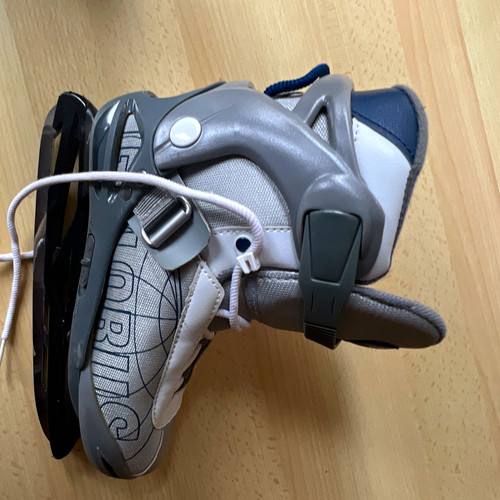 Schlittschuhe verstellbar